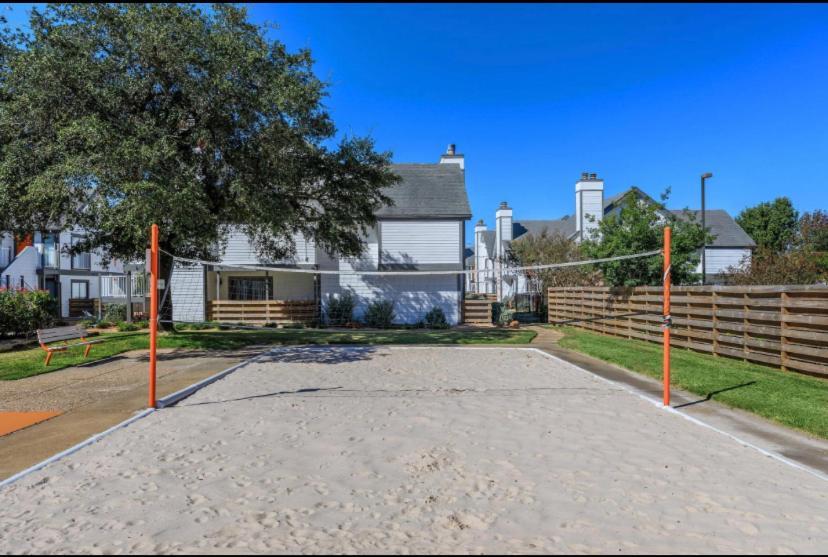 The Cozy Clouds Resort At Nrg Houston Kültér fotó